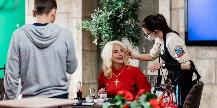 Kafana “Složna braća” ponovo radi – snima se nastavak kultne serije