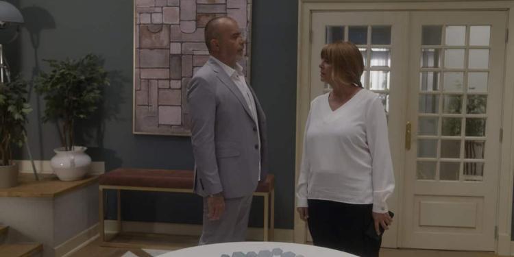 TAJNE VINOVE LOZE 2. SEZONA 1. EPIZODA