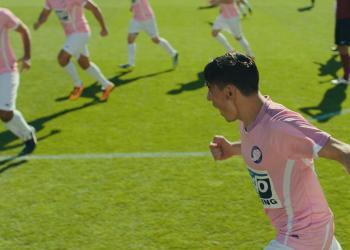 Objavljen prvi trejler serije Zlatni dečko