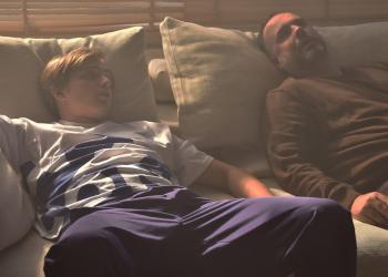 MAMA I TATA SE IGRAJU RATA