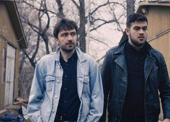 KO ŽIV, KO MRTAV: Osvežavajući spoj crnog humora i akcije (recenzija filma) 6 KO ŽIV KO MRTAV FILM
